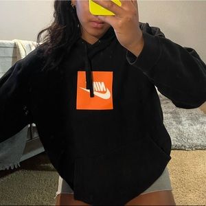 Nike sweatshirt